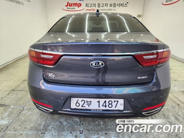 Kia K7 из Кореи Encar