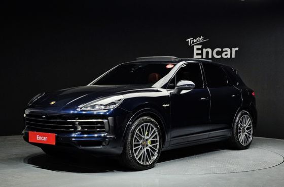 Porsche Cayenne 3.0 E-Hybrid — пробег 42 984 км — фото 1 из 5