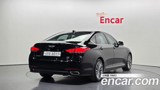 Hyundai Genesis из Кореи Encar
