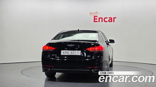 Hyundai Genesis из Кореи Encar