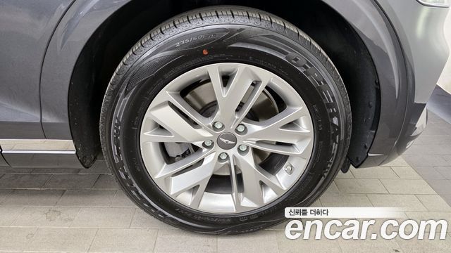 Genesis GV70 из Кореи Encar