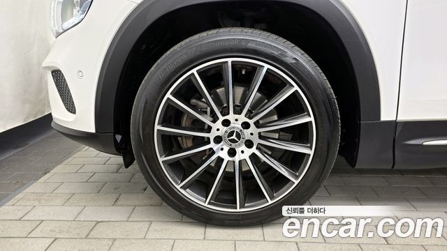 Mercedes-Benz GLB-Class из Кореи Encar
