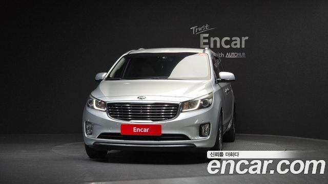 Kia Carnival 11-seater Noblesse — пробег 72 594 км — фото 3 из 5