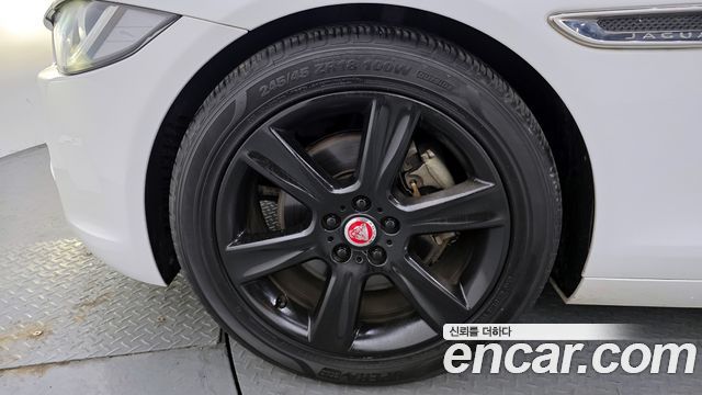 Jaguar XE из Кореи Encar