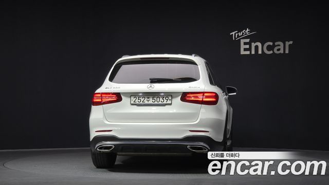 Mercedes-Benz GLC-Class GLC300 4MATIC AMG Line — пробег 59 154 км — фото 4 из 5