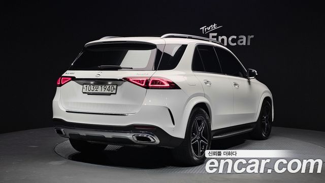Mercedes-Benz GLE-Class GLE450 4MATIC — пробег 57 080 км — фото 2 из 5