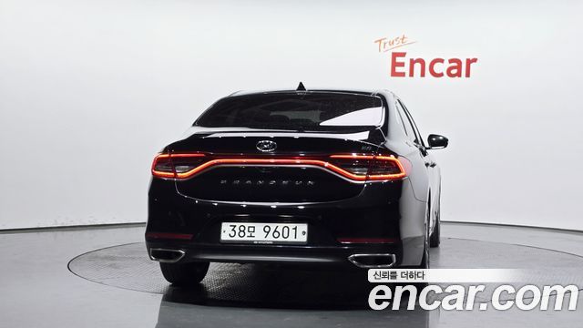 Hyundai Grandeur из Кореи Encar