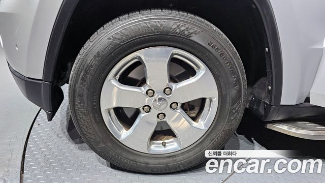 Jeep Cherokee 3.0 Diesel Laredo WK2 — пробег 157 781 км — фото 5 из 5