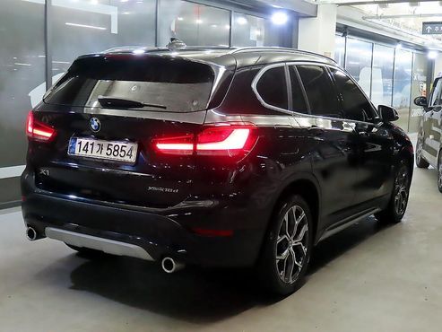 BMW X1 xDrive 18d xLine — пробег 114 614 км — фото 4 из 5