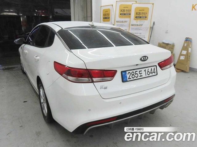 Kia K5 LPI MX Luxury — пробег 156 000 км — фото 4 из 5