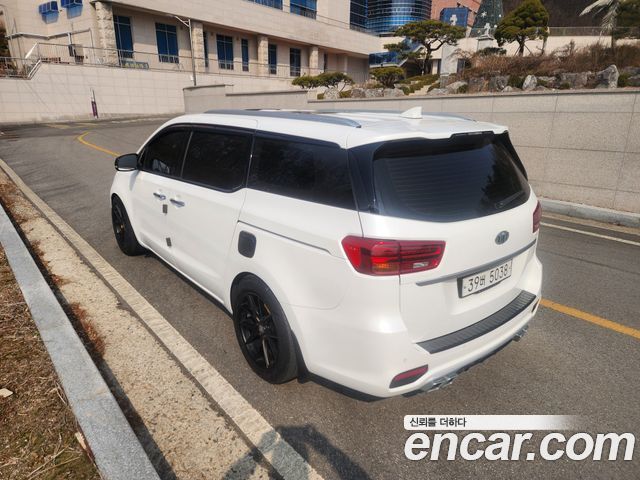 Kia Carnival 9-Seater Noblesse — пробег 44 661 км — фото 5 из 5