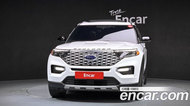 Ford Explorer 3.0 Platinum 4WD — пробег 47 256 км — фото 3 из 5