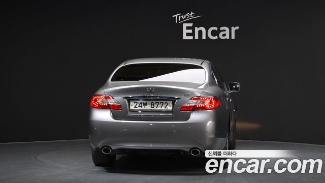 Infiniti M из Кореи Encar