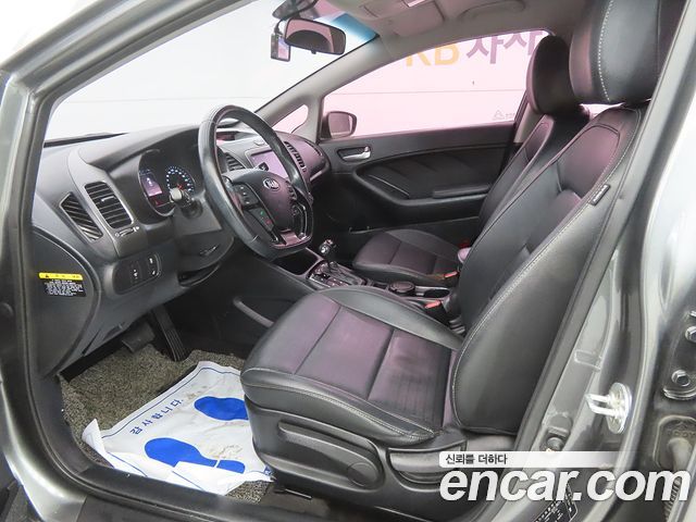 Kia K3 из Кореи Encar