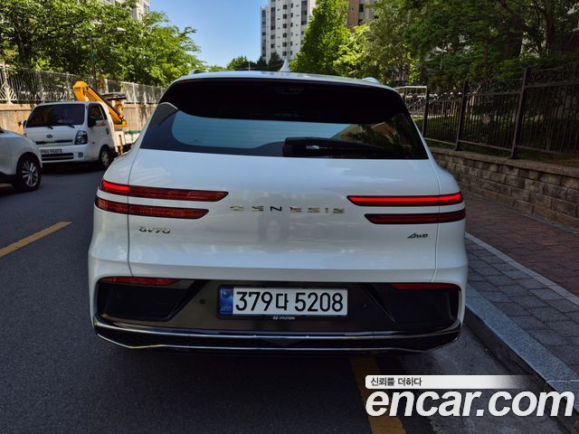 Genesis GV70 из Кореи Encar