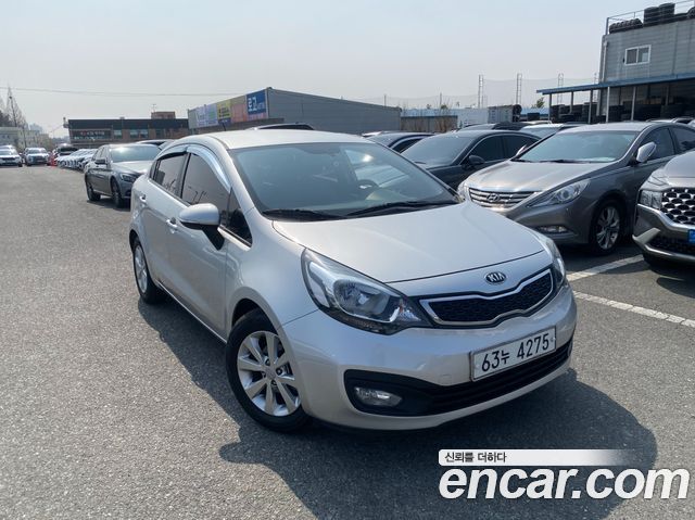 Kia pride 1.6 GDI Sedan Luxury — пробег 112 514 км — фото 1 из 5