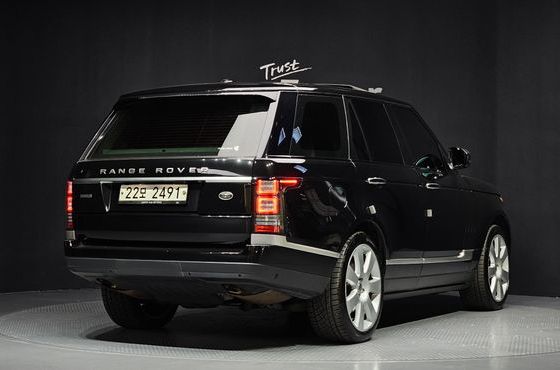 Land Rover Range Rover 5.0 SC AB — пробег 130 876 км — фото 2 из 5