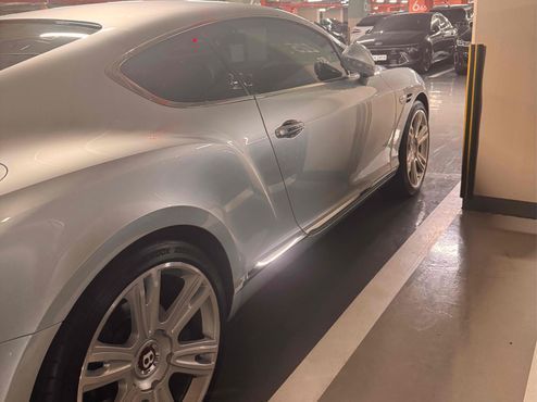 Bentley Continental 4.0 GT — пробег 42 281 км — фото 4 из 5