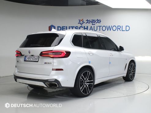 BMW X5 M50i — пробег 73 554 км — фото 2 из 5