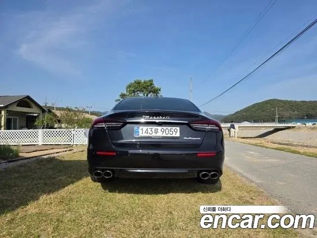 Maserati Quattroporte из Кореи Encar