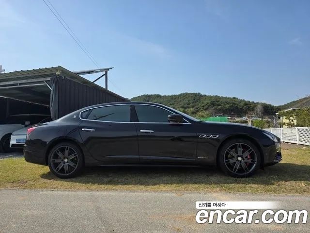 Maserati Quattroporte из Кореи Encar