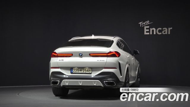 BMW X6 xDrive40i M Sport — пробег 125 559 км — фото 4 из 5
