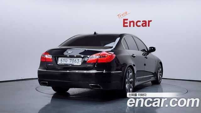 Hyundai Genesis из Кореи Encar