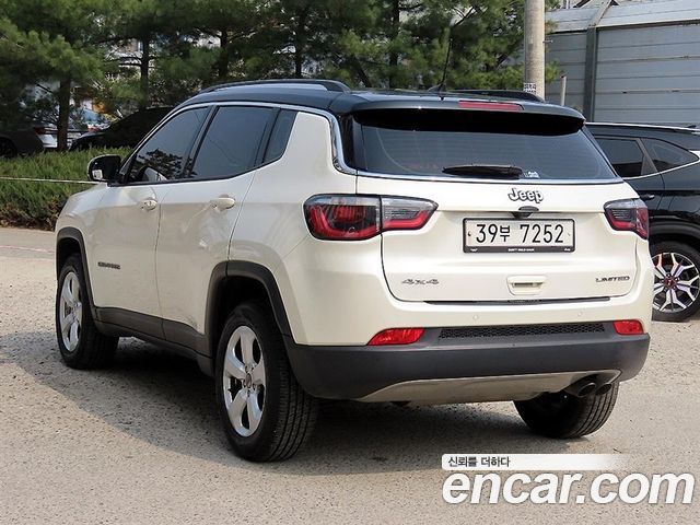 Jeep Compass из Кореи Encar