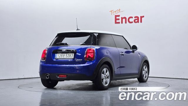 Mini Cooper Standard Third Generation — пробег 68 045 км — фото 2 из 5