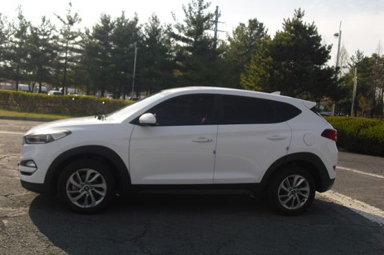 Hyundai Tucson Diesel 2.0 2WD Style Special — пробег 102 068 км — фото 2 из 5