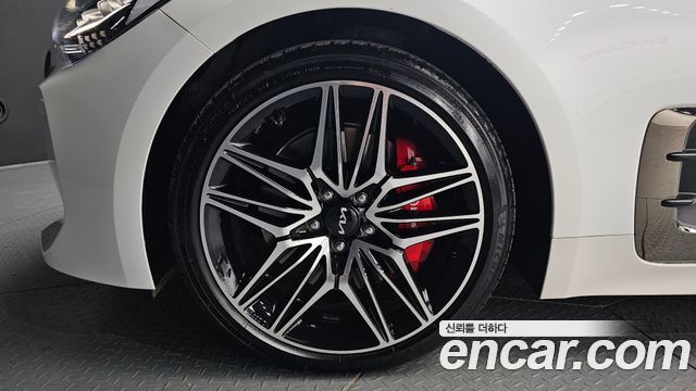 Kia Stinger из Кореи Encar
