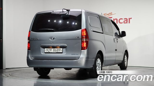 Hyundai Starex 5-Seater VAN CVX Deluxe — пробег 93 207 км — фото 2 из 5