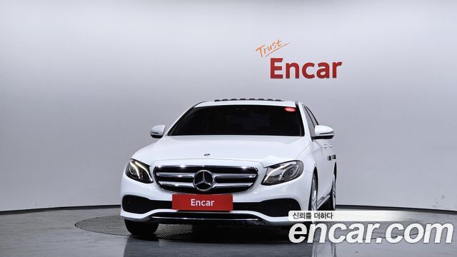 Mercedes-Benz E-Class из Кореи Encar