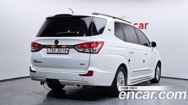 Ssangyong KORANDO 4WD GT 11-seater — пробег 126 463 км — фото 2 из 5