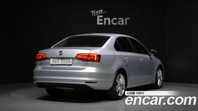 Volkswagen Jetta 2.0 TDI BlueMotion Premium 6th — пробег 58 042 км — фото 2 из 5