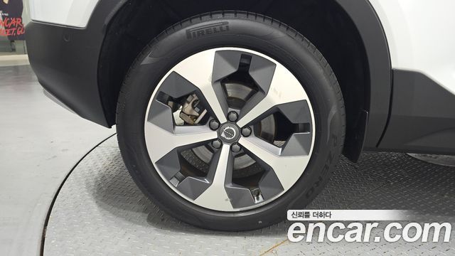 Volvo XC40 из Кореи Encar
