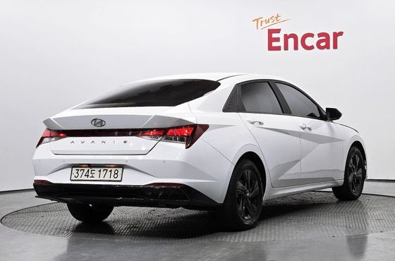 Hyundai AVANTE Smart — пробег 94 556 км — фото 2 из 5