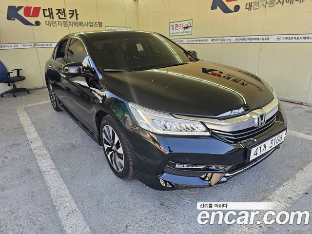Honda Accord 2.0 Hybrid 9th — пробег 127 875 км — фото 2 из 5