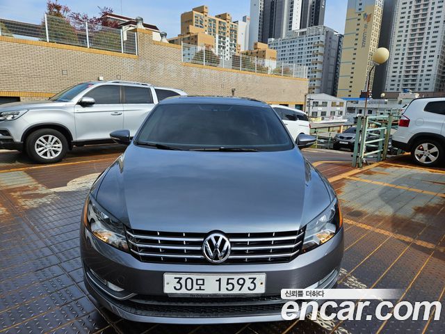 Volkswagen Passat 2.0 TDI B7 — пробег 130 509 км — фото 1 из 5
