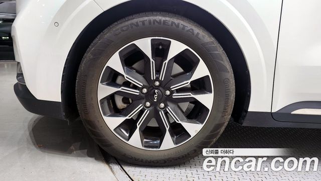 Kia Carnival 7-Seater Signature — пробег 88 632 км — фото 5 из 5