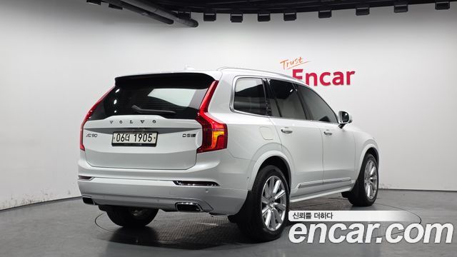 Volvo XC90 D5 Inscription — пробег 99 589 км — фото 2 из 5