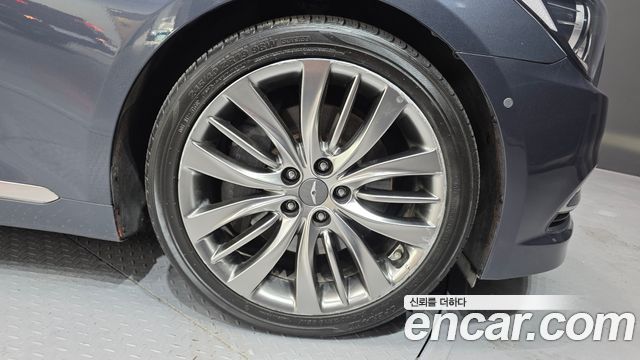 Hyundai Genesis из Кореи Encar