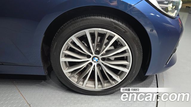 BMW 3-Series из Кореи Encar