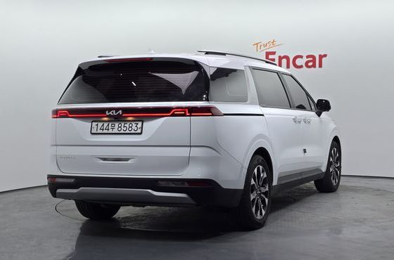 Kia Carnival 9-Seater Prestige — пробег 51 067 км — фото 2 из 5