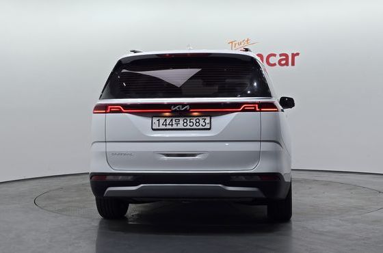 Kia Carnival 9-Seater Prestige — пробег 51 067 км — фото 4 из 5
