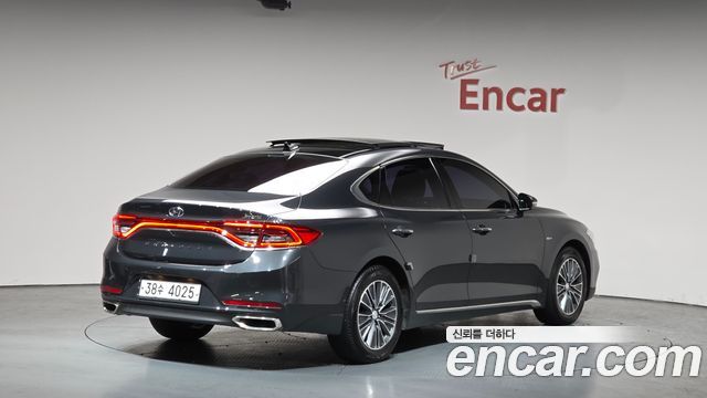Hyundai Grandeur Premium — пробег 92 156 км — фото 2 из 5