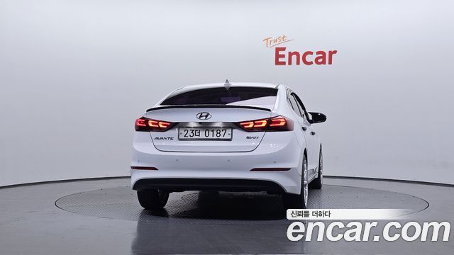Hyundai AVANTE из Кореи Encar