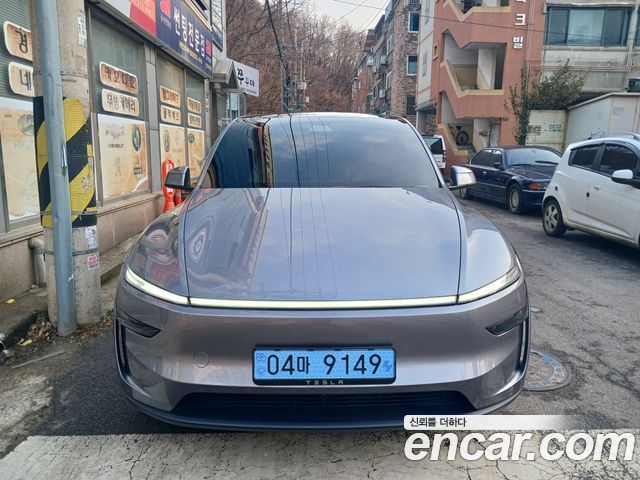 Tesla Model Y Long Range AWD — пробег 546 км — фото 1 из 5