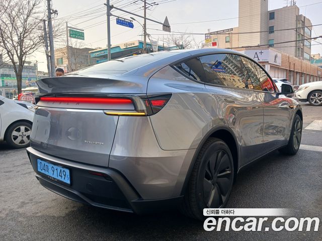 Tesla Model Y Long Range AWD — пробег 546 км — фото 5 из 5