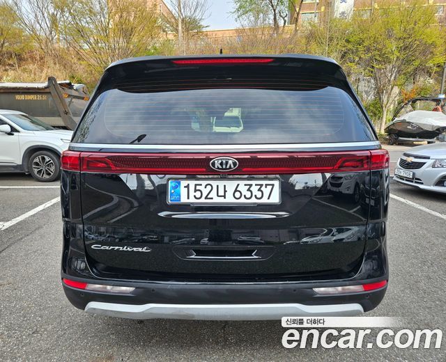 Kia Carnival из Кореи Encar